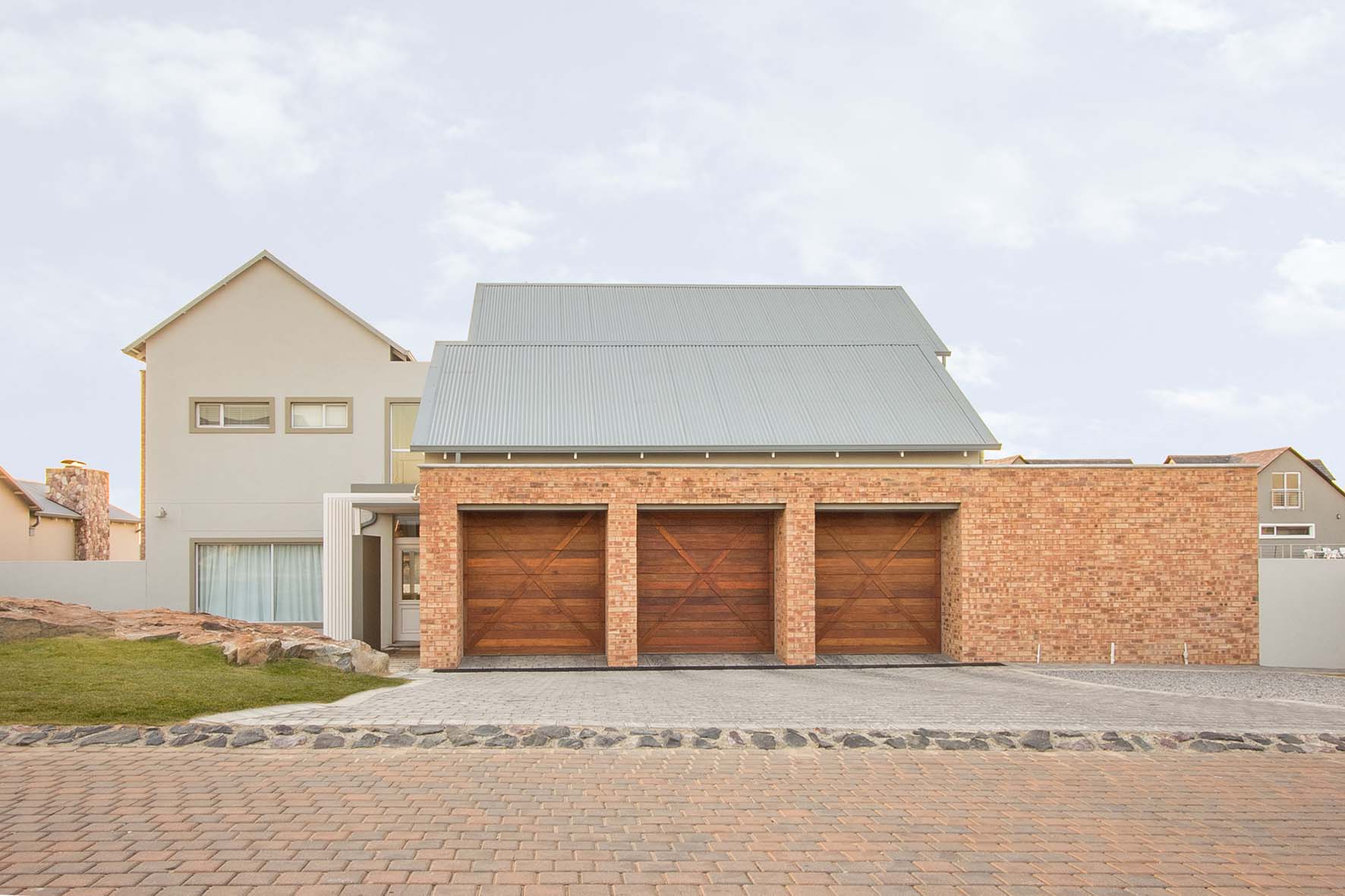 'Skyfall', 'Construction', 'Steyn City'